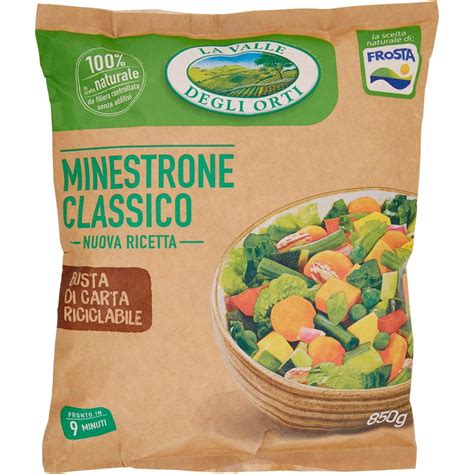 Fotografia di una busta di Minestrone Classico Valle degli Orti, con verdure miste surgelate in evidenza.