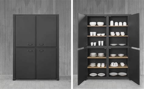 Illustrazione di una credenza o armadio da cucina ideale per lo stoccaggio