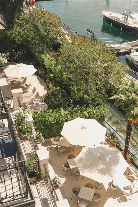 Vista panoramica del Boogie Bistrot con giardino e colline brianzole sullo sfondo