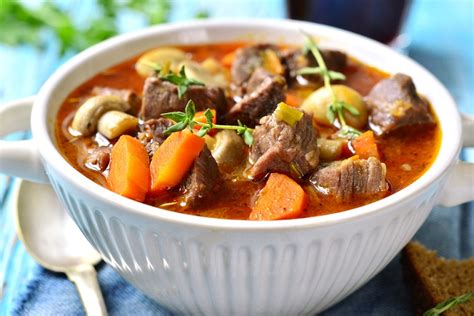 stufato di manzo con lenticchie e verdure