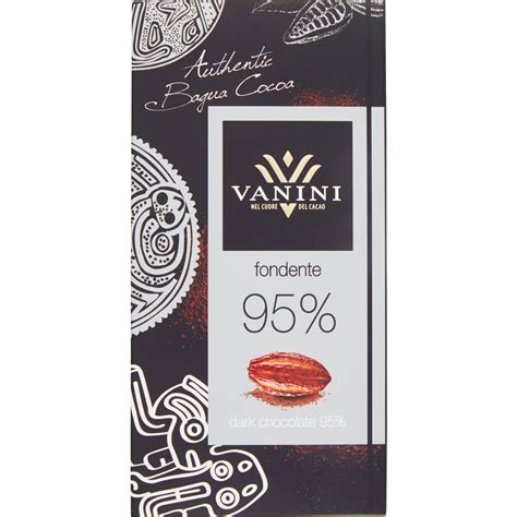 Dettaglio della confezione della tavoletta di cioccolato fondente Vanini 82%, con focus sull'etichetta viola e sulle diciture 