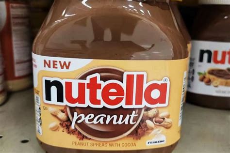 Nutella e burro che si sciolgono a bagnomaria